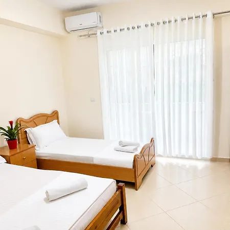 Joel Seascape Apartament *
